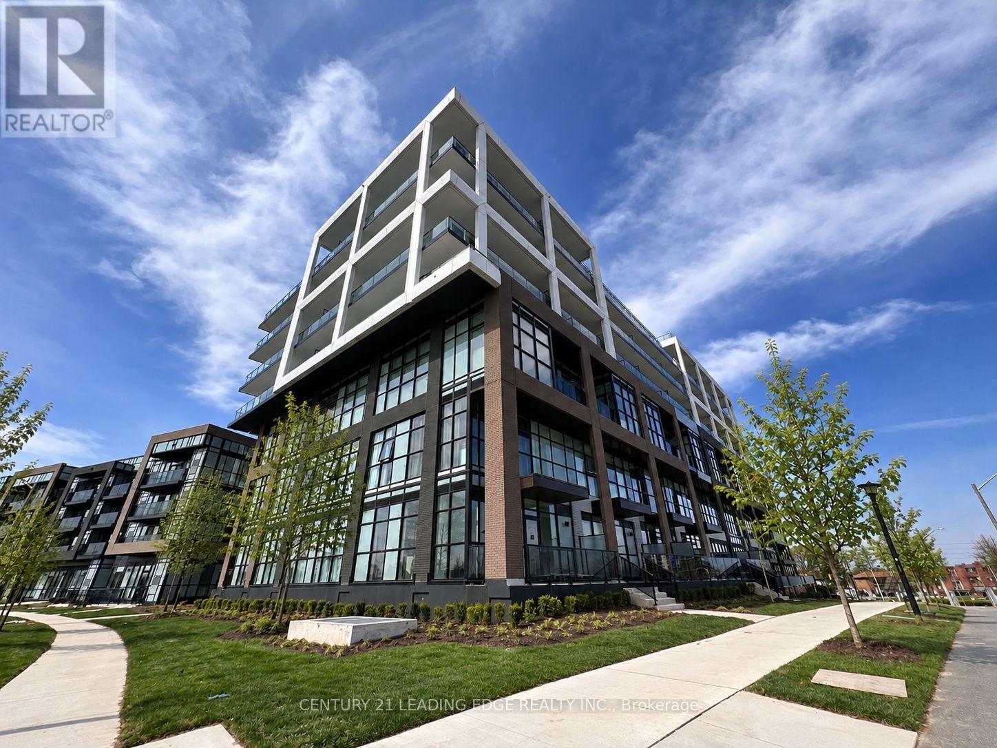 215 - 50 GEORGE BUTCHART DRIVE Property Photo 1