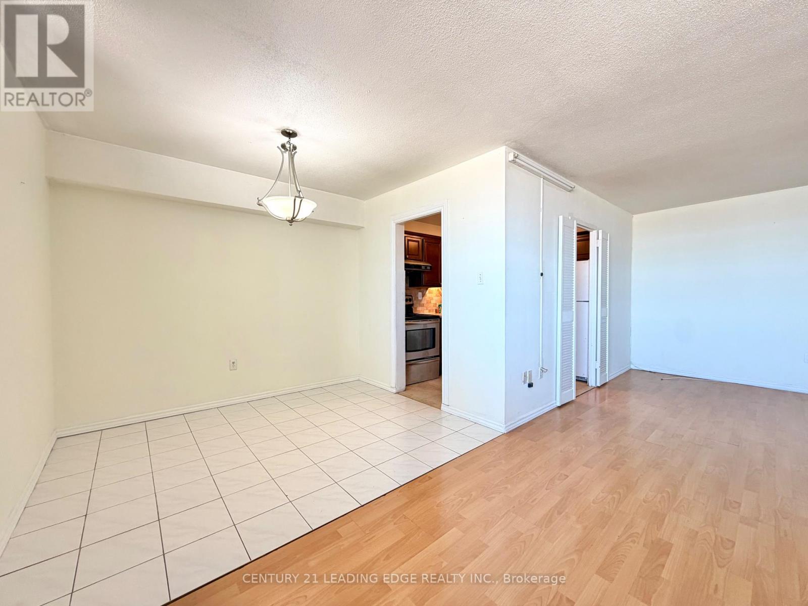 1007 - 1455 Lawrence Avenue W Property Photo 4