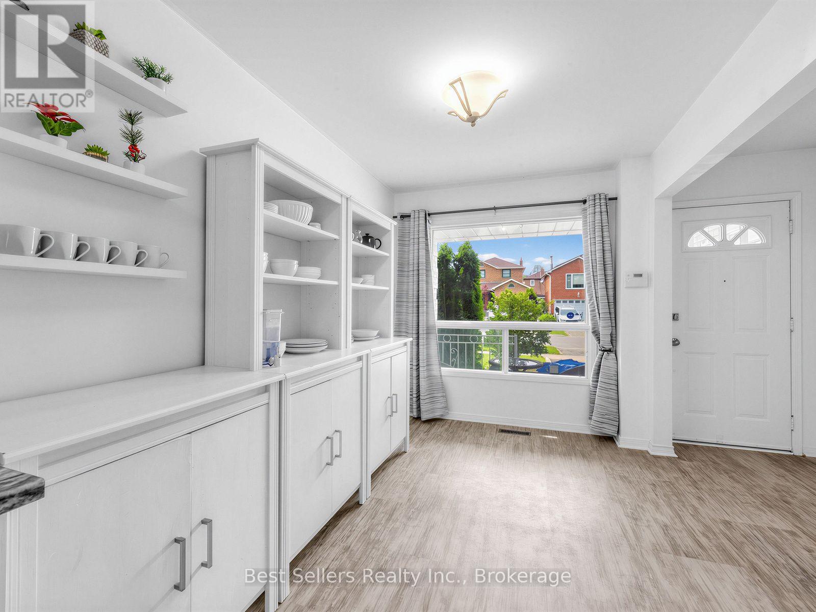 234 Lech Walesa Drive Property Photo 12