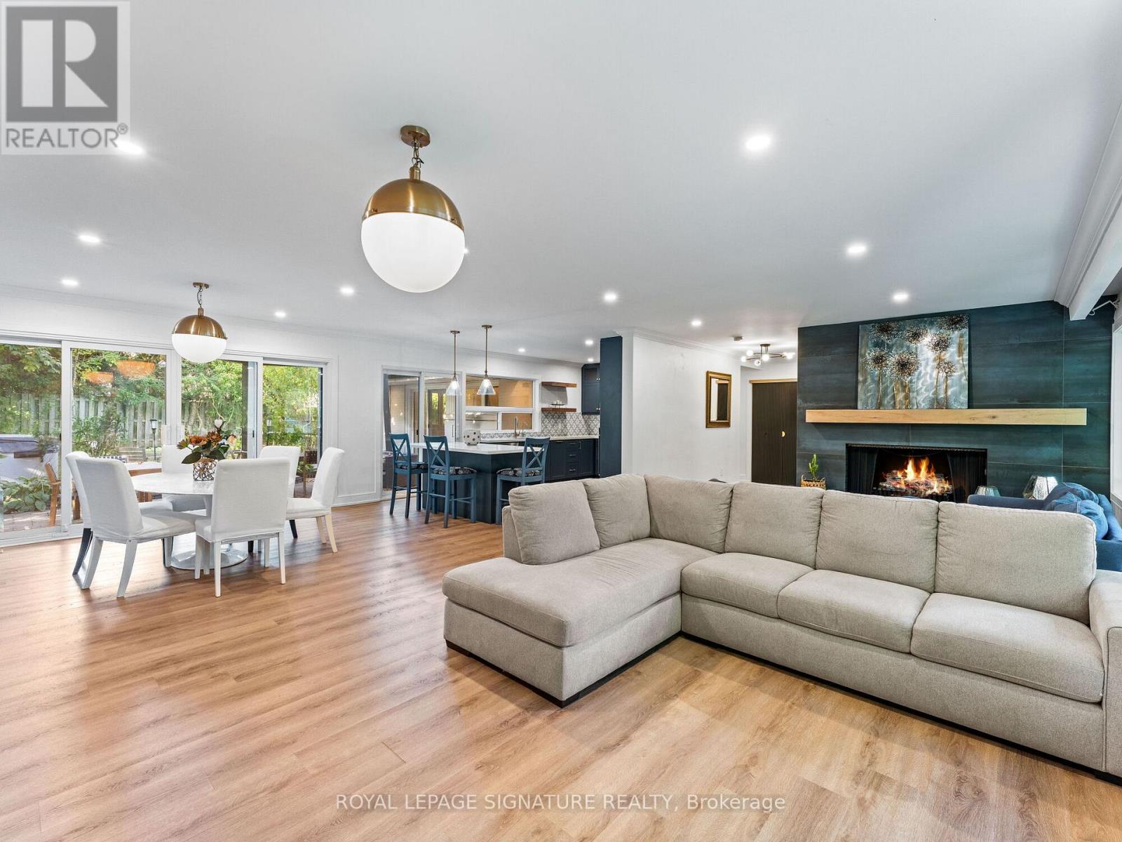 1620 Islington Avenue Property Photo 3