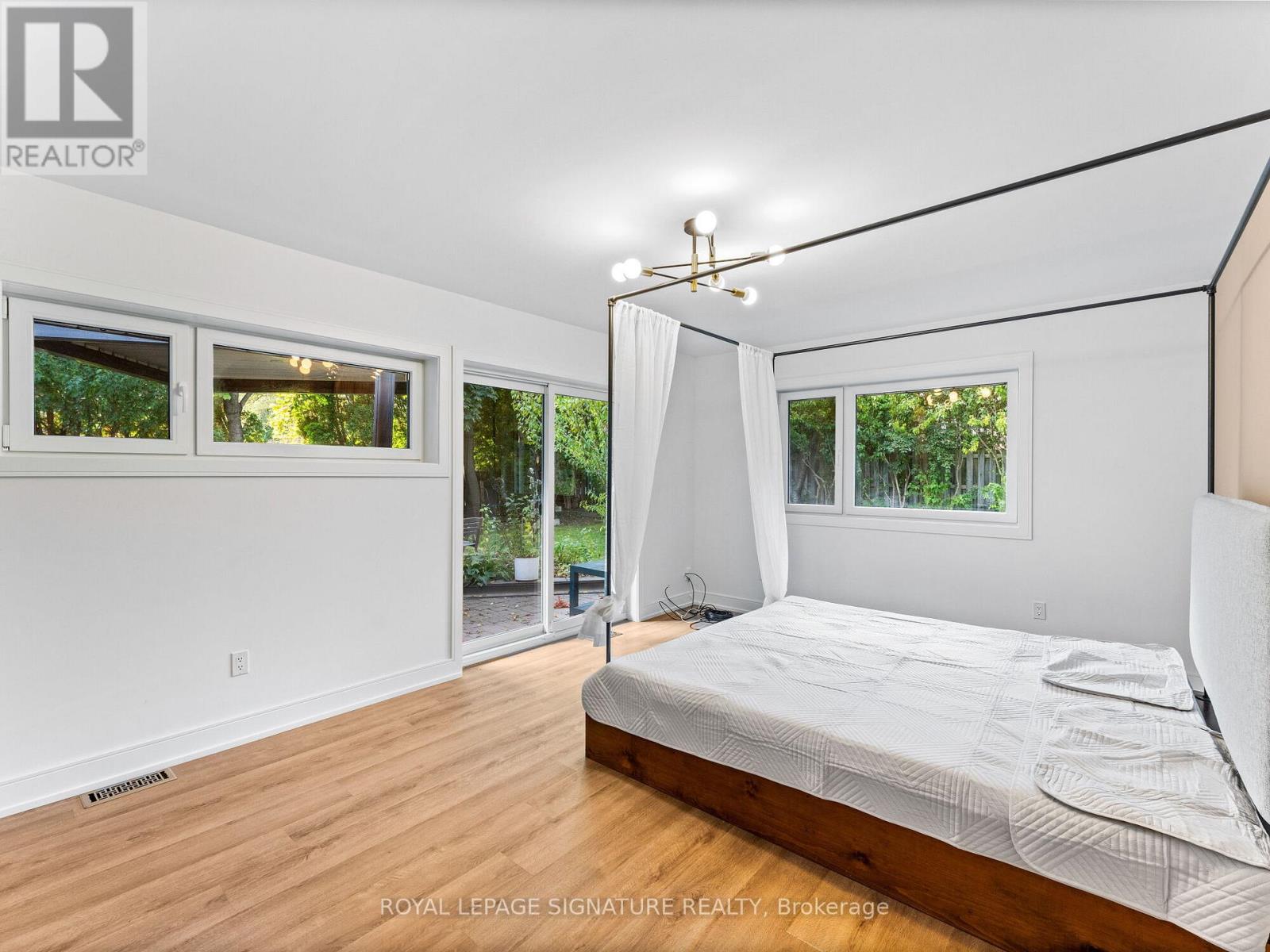 1620 Islington Avenue Property Photo 19