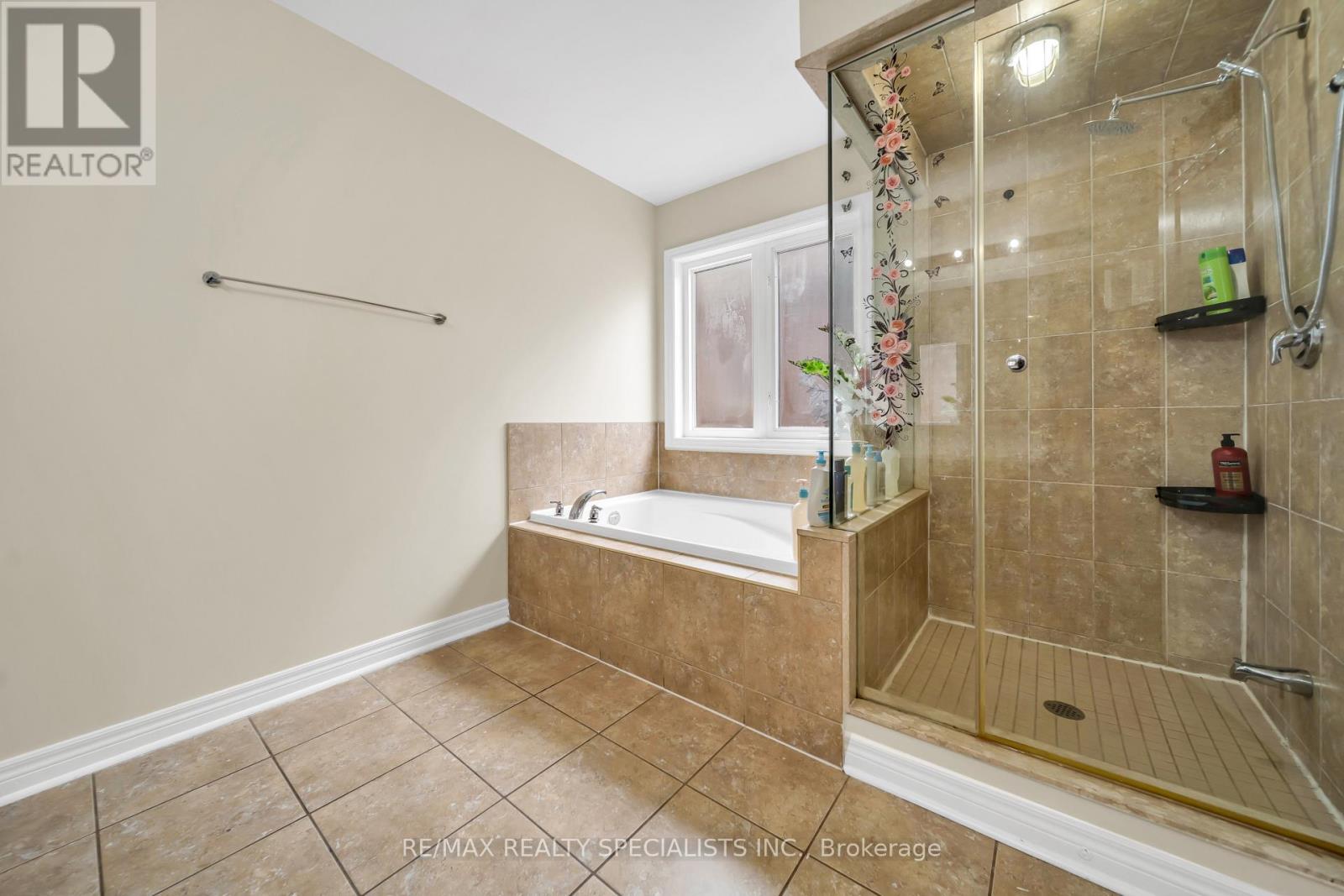 48 Game Creek Crescent Property Photo 14