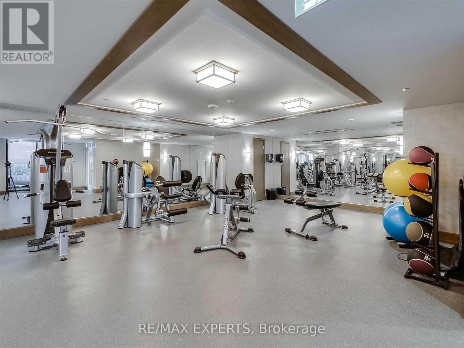 516 - 3091 Dufferin Street Property Photo 4