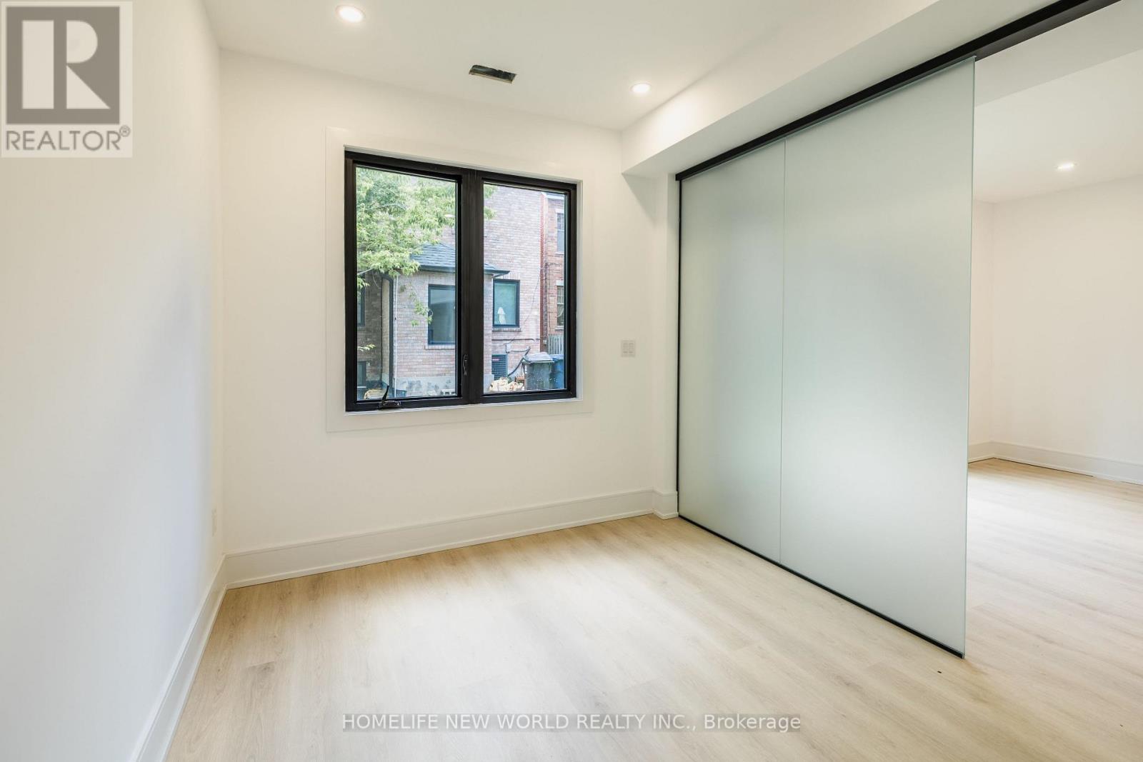 Laneway - 679 Gladstone Avenue Property Photo 3