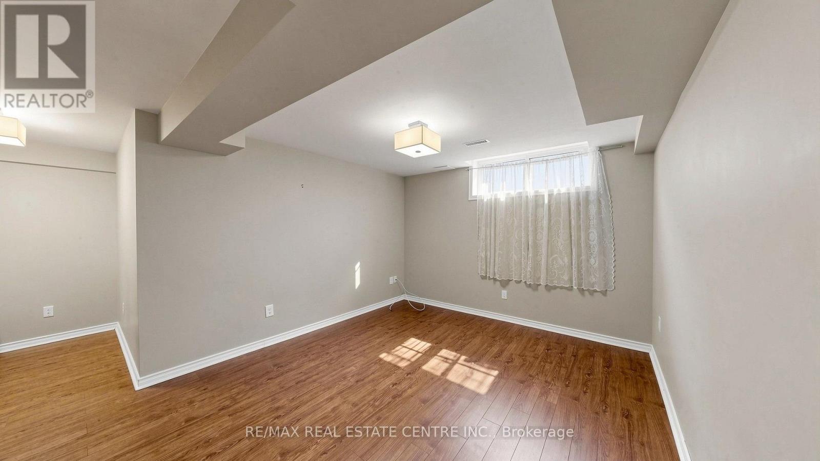 3 - 2215 Cleaver Avenue Property Photo 42