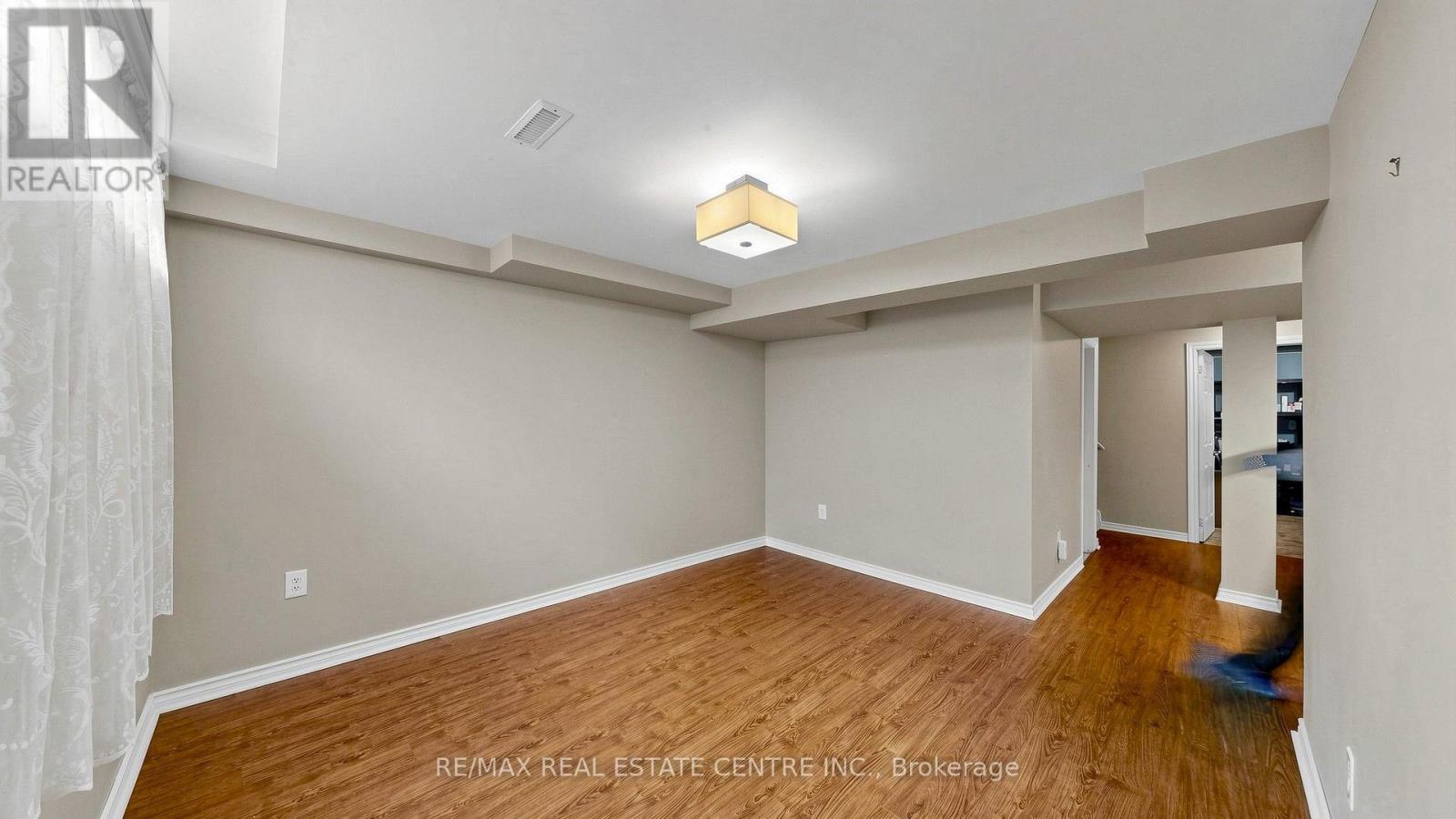 3 - 2215 Cleaver Avenue Property Photo 43