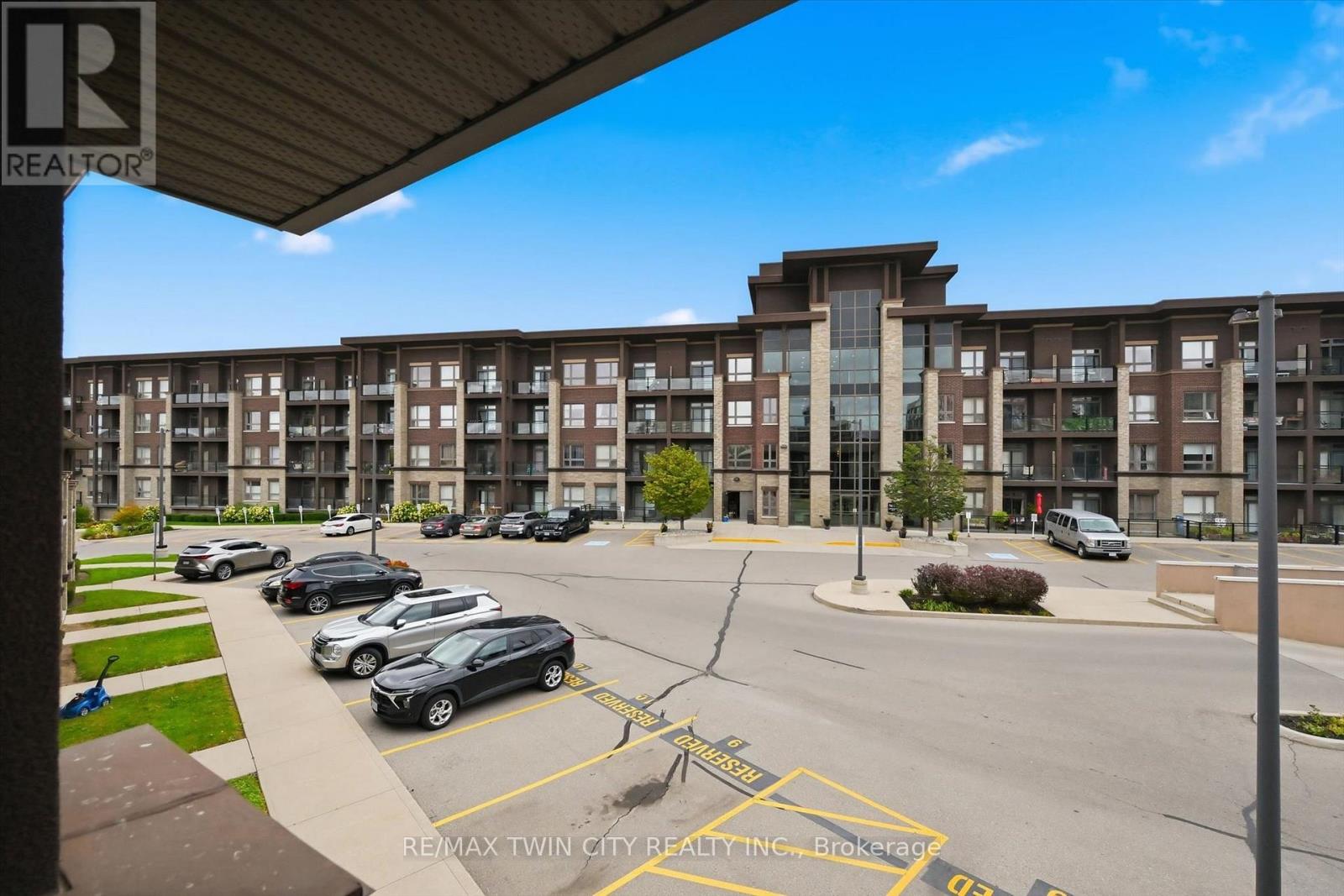 9 - 5030 Corporate Drive Property Photo 20