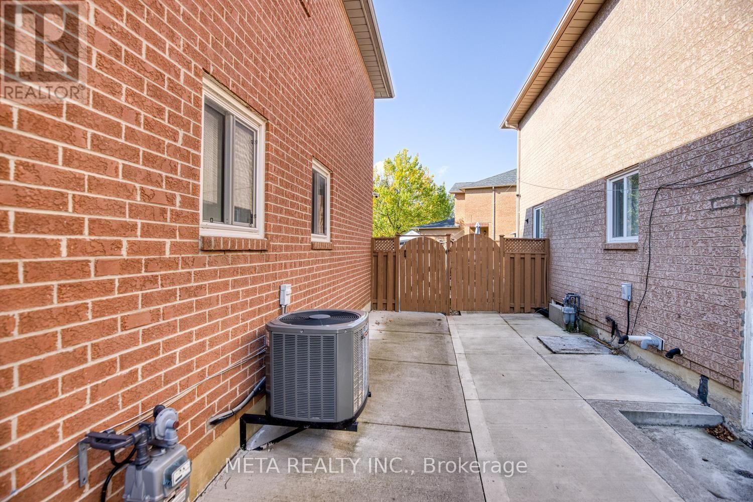 131 Saddletree Trail Property Photo 29