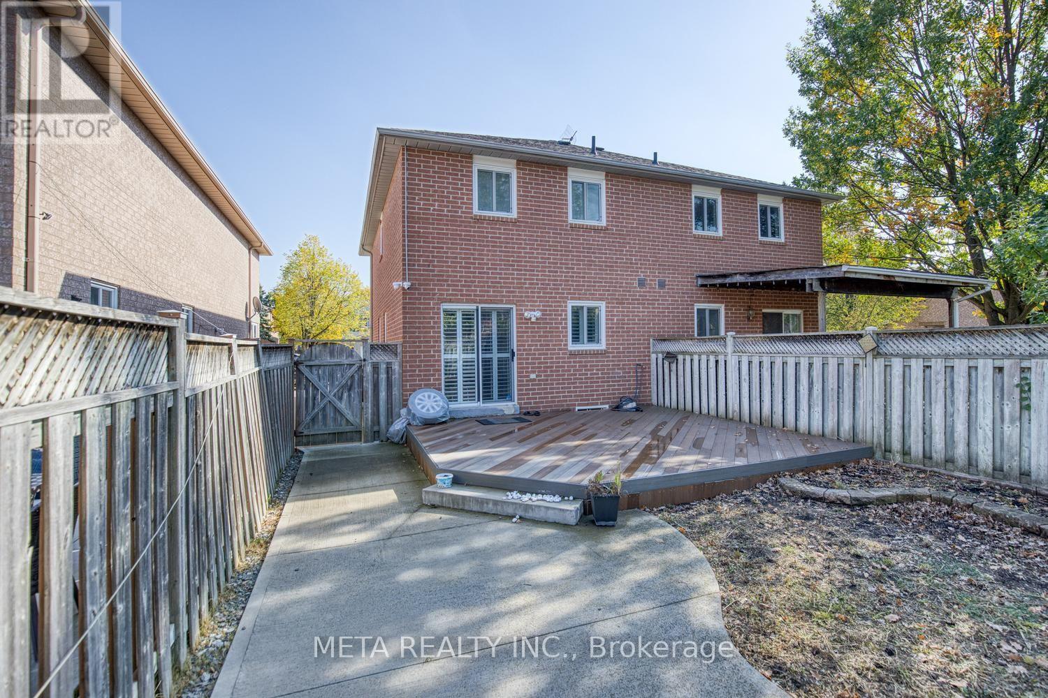 131 Saddletree Trail Property Photo 32