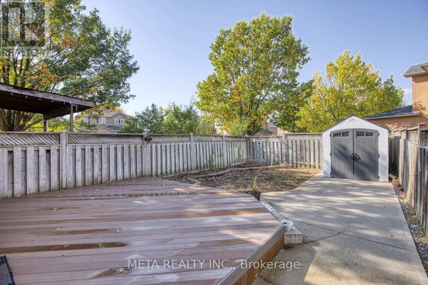 131 Saddletree Trail Property Photo 33