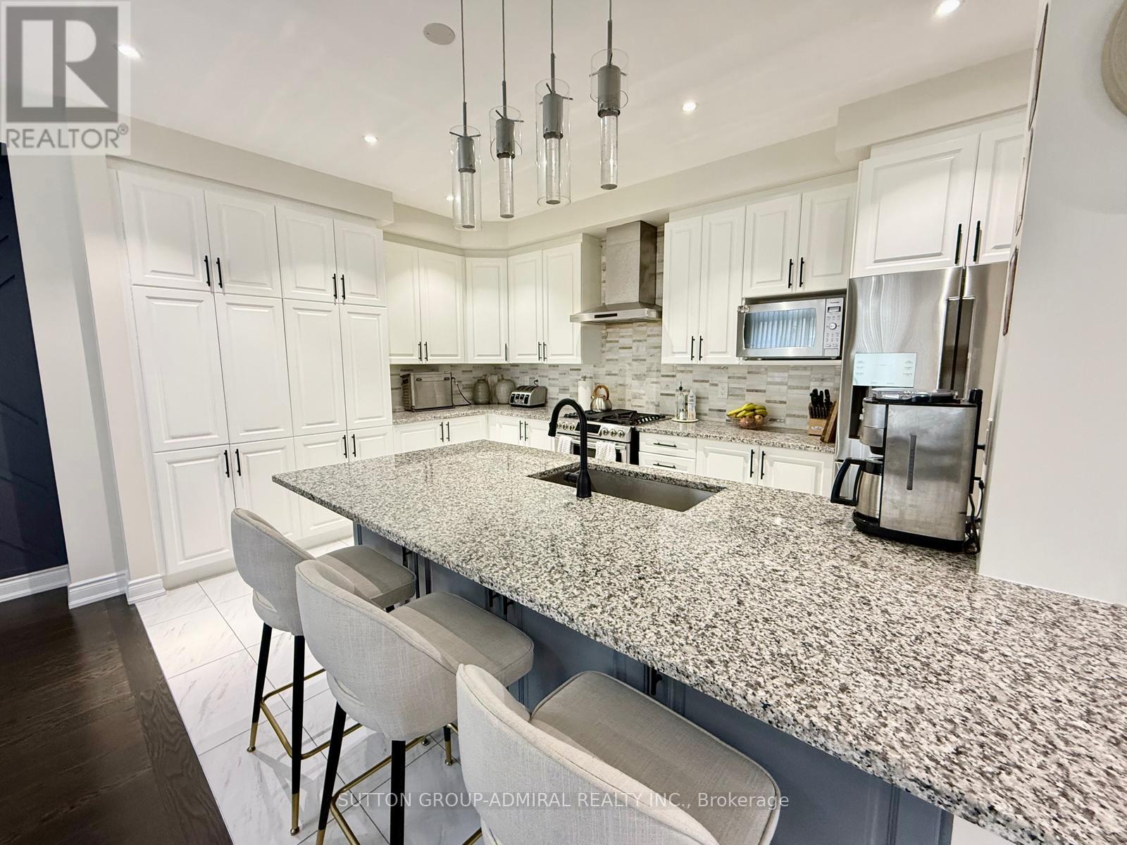 33 Elysian Fields Circle Property Photo 13