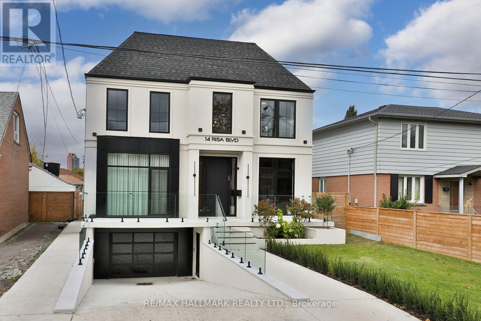 14 Risa Boulevard Property Photo 1