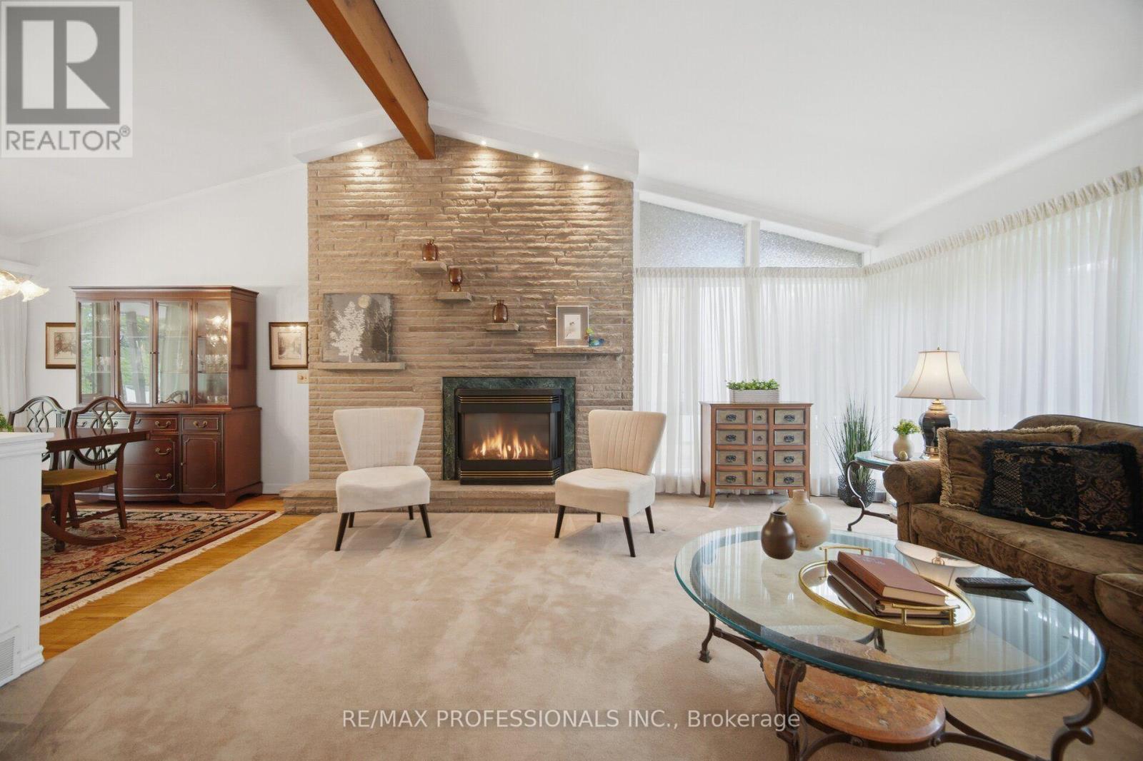 9 Humber Ridge Drive Property Photo 8