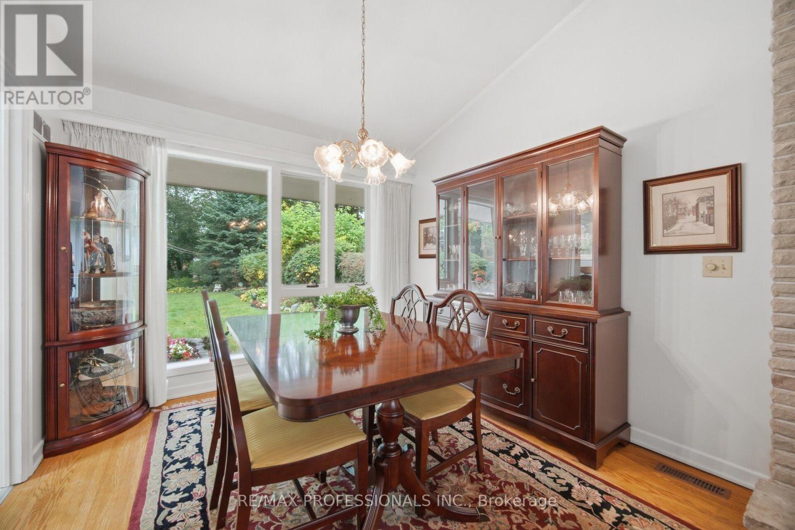 9 Humber Ridge Drive Property Photo 10