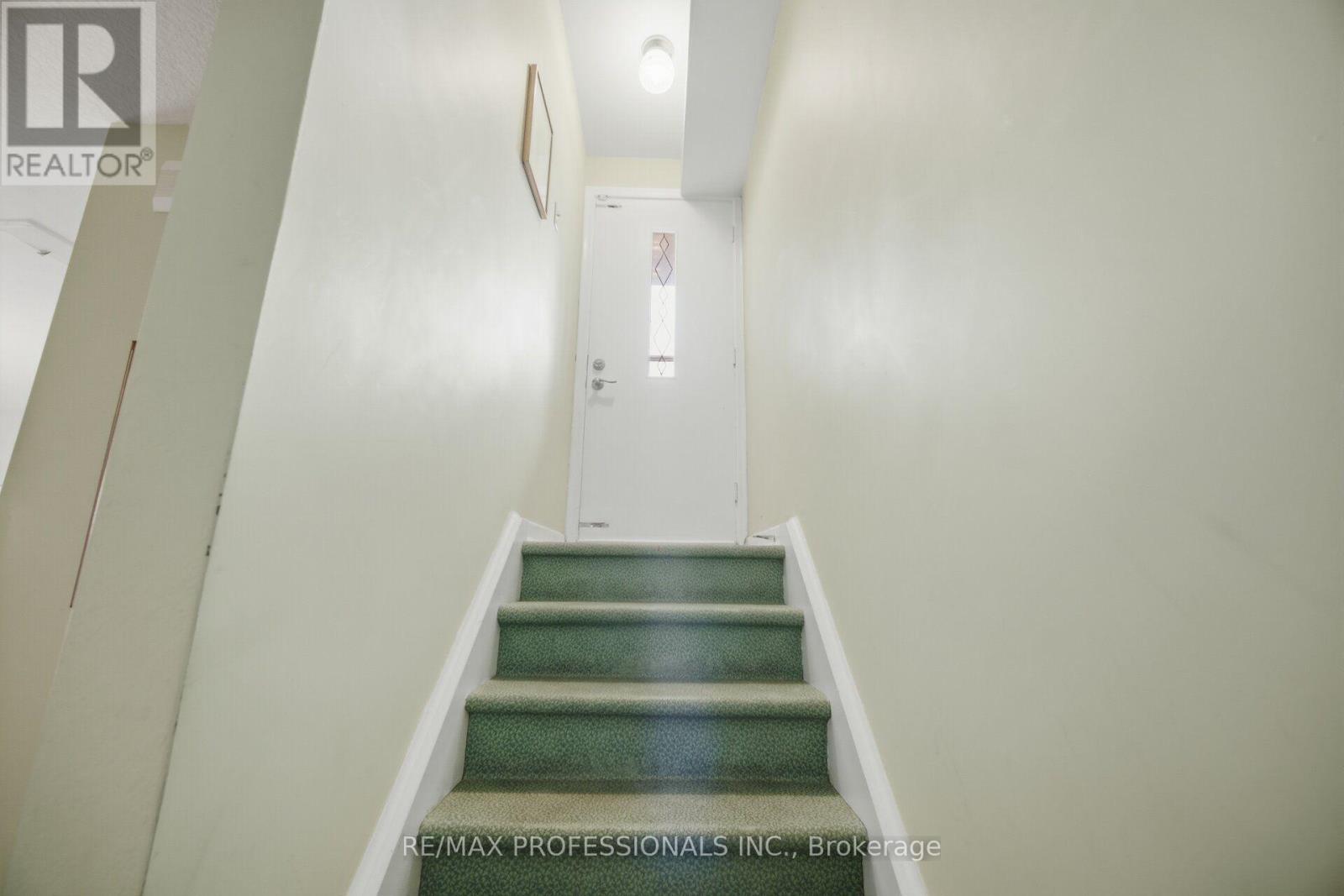 9 Humber Ridge Drive Property Photo 29