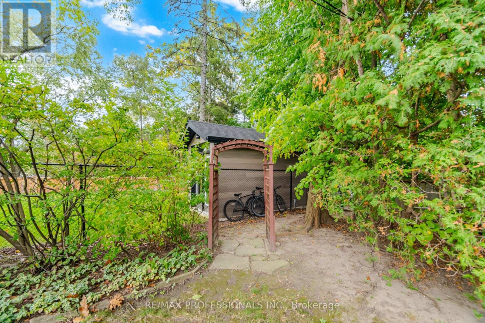 9 Humber Ridge Drive Property Photo 46