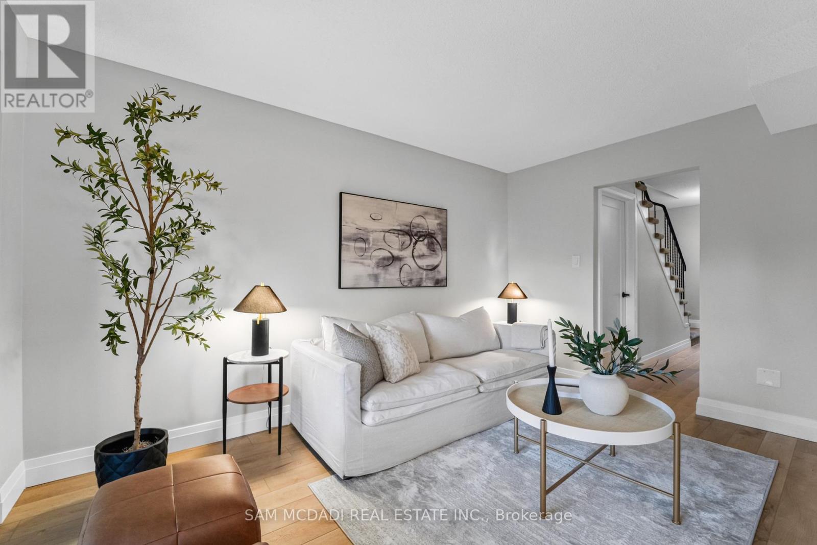 157 - 400 Mississauga Valley Boulevard Property Photo 6