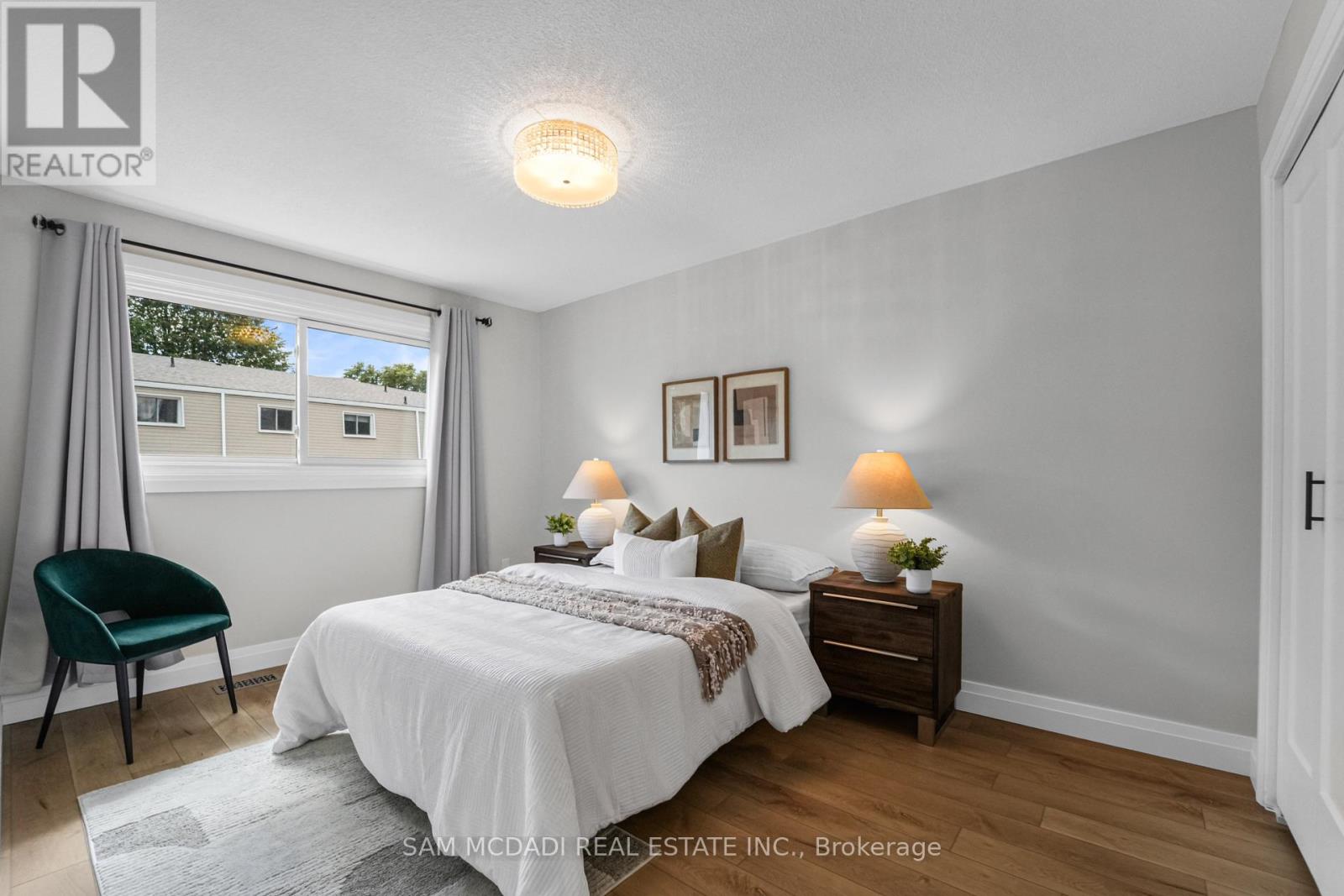 157 - 400 Mississauga Valley Boulevard Property Photo 17