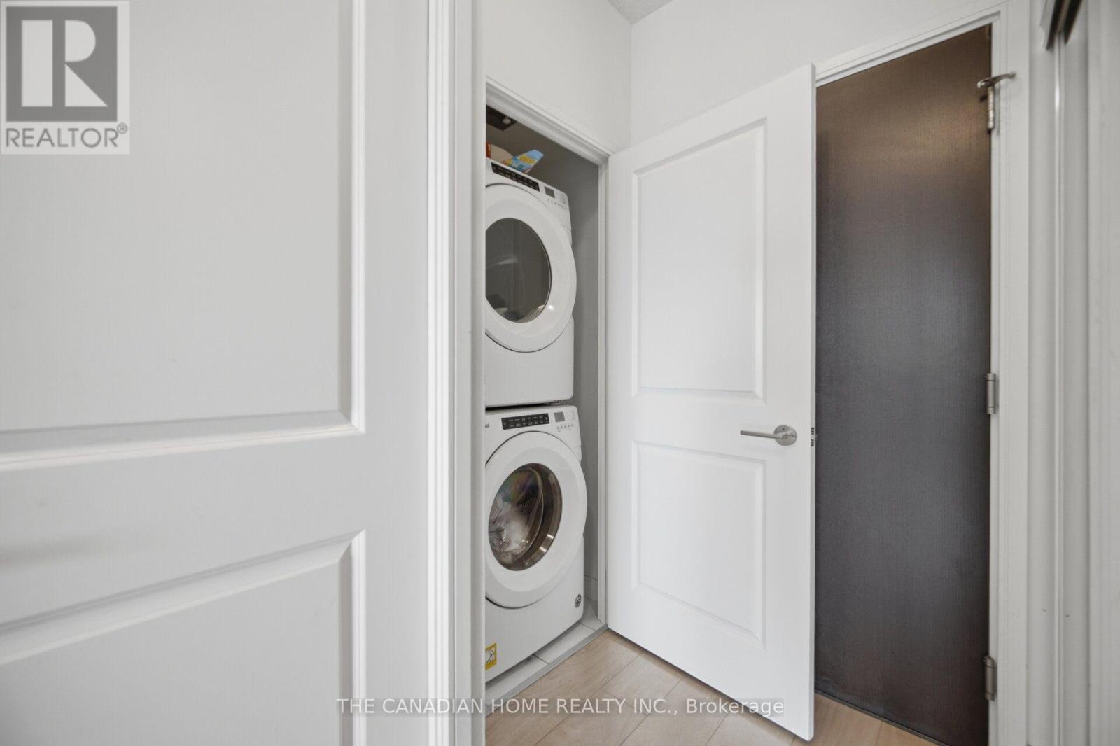 3119 - 8 Nahani Way E Property Photo 21
