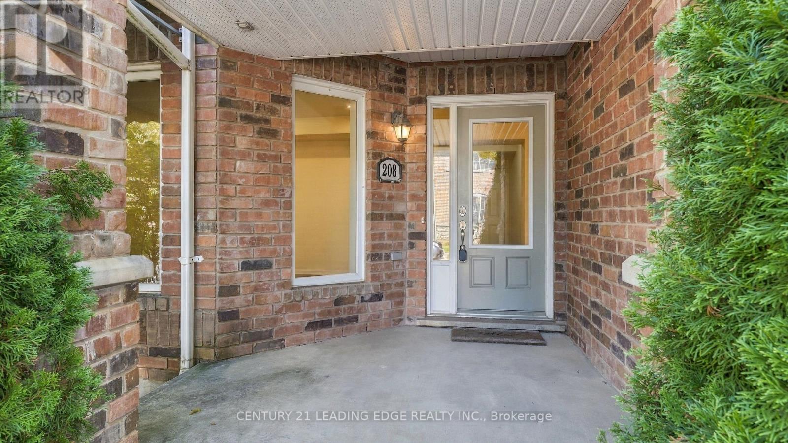 208 Magurn Gate Property Photo 5