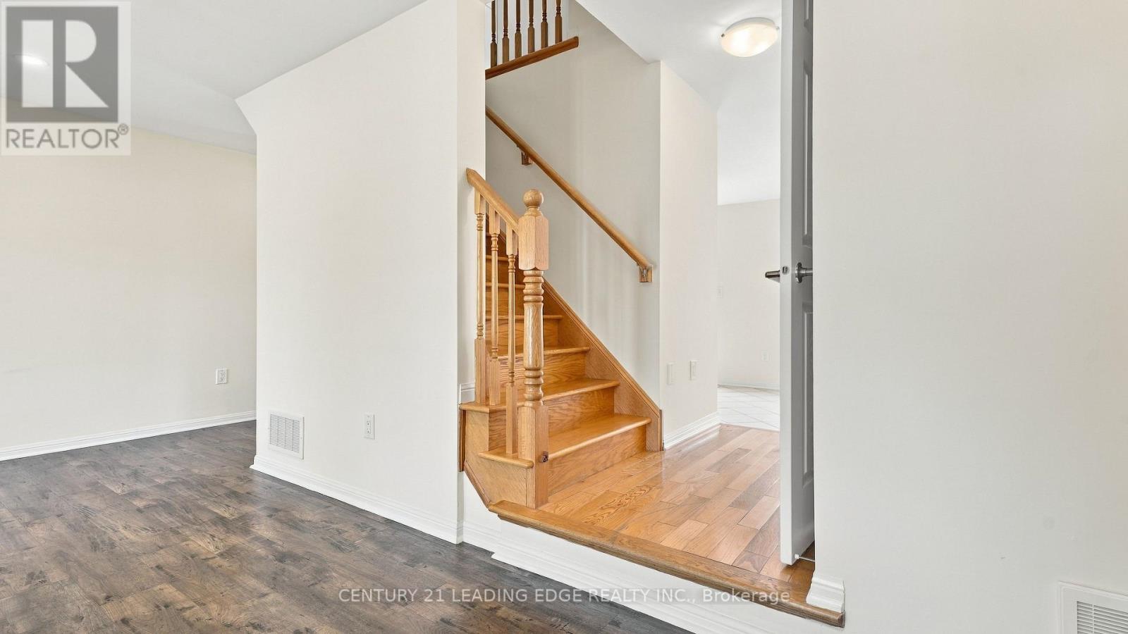 208 Magurn Gate Property Photo 17