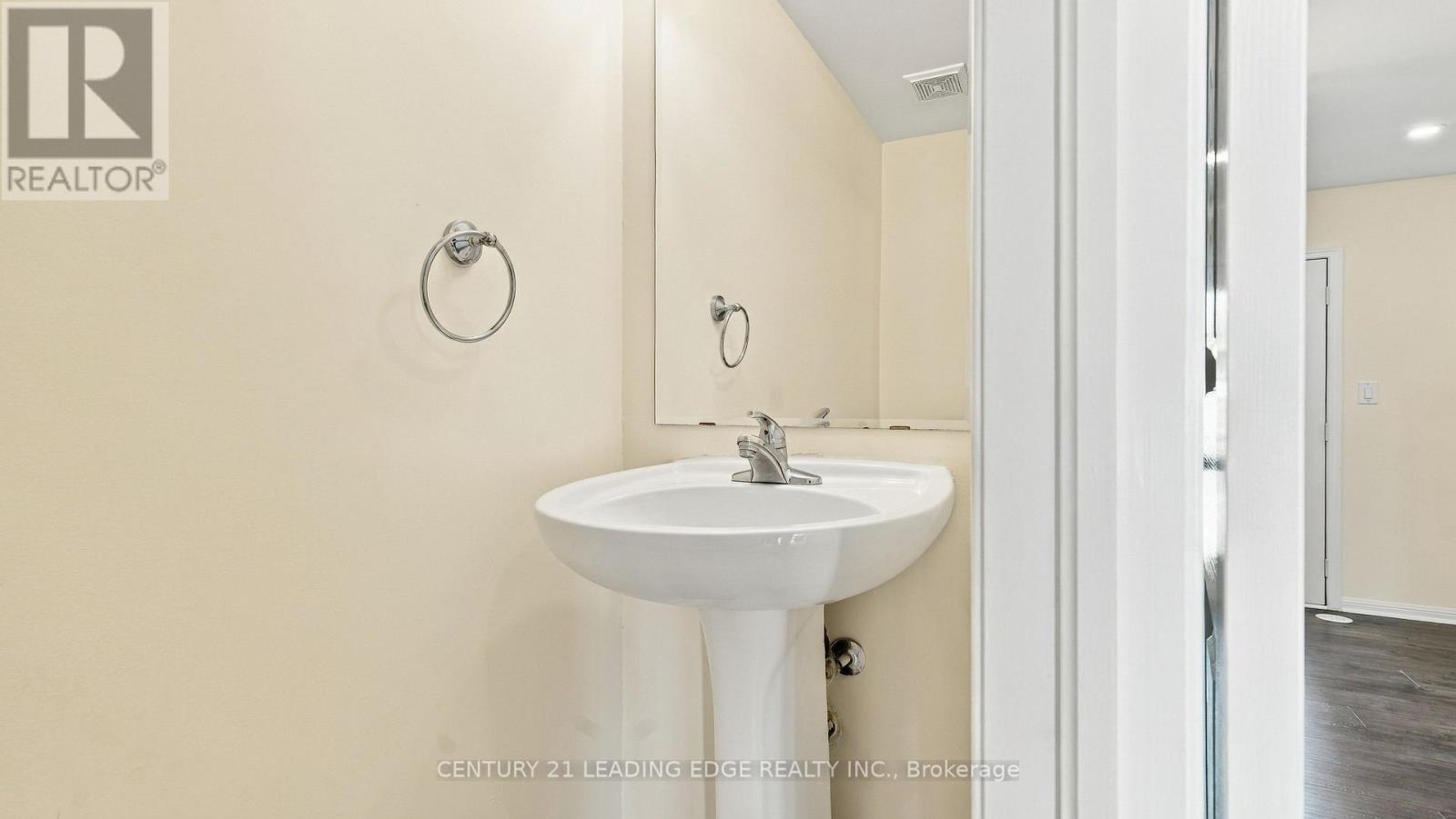 208 Magurn Gate Property Photo 18