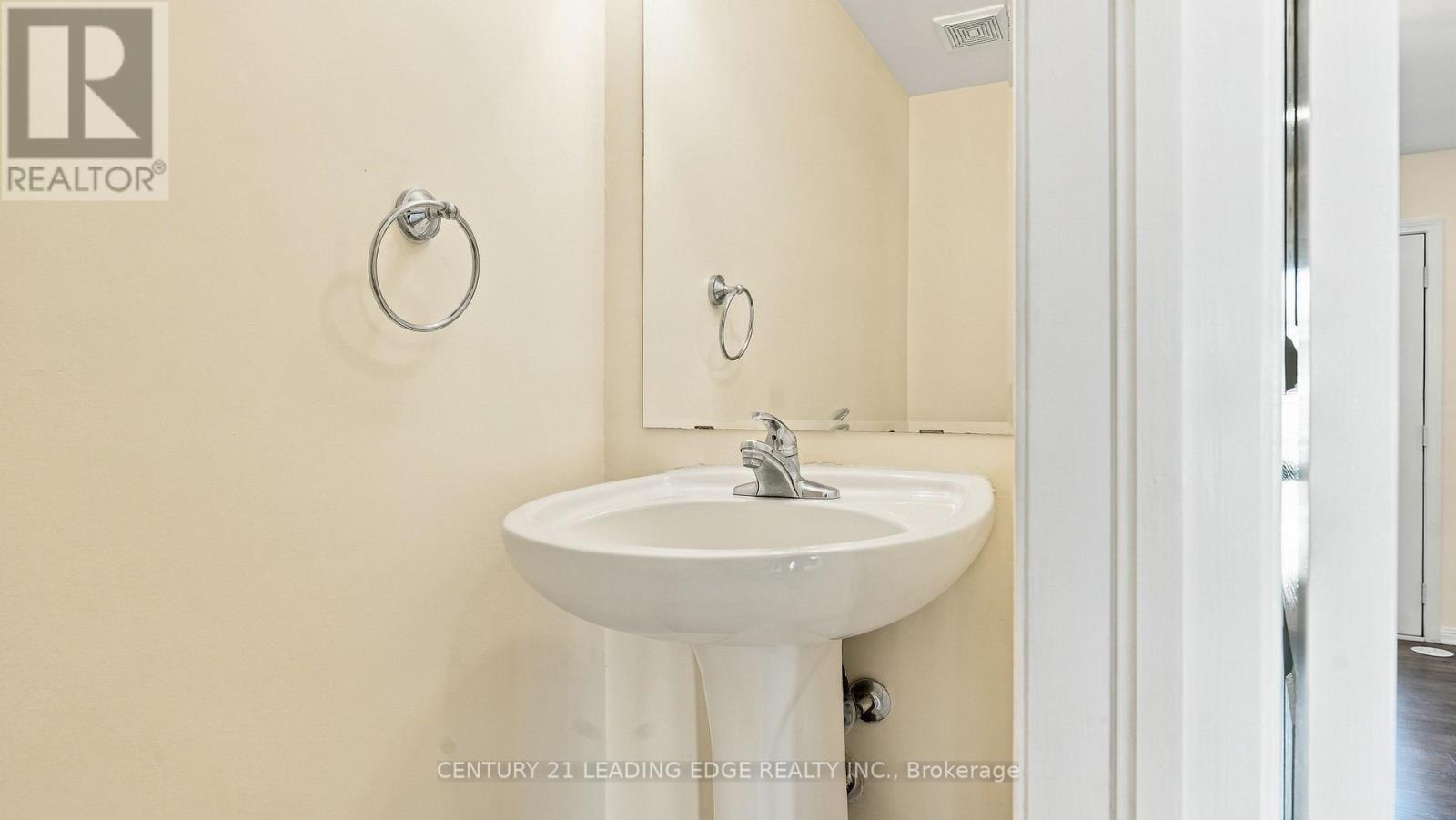 208 Magurn Gate Property Photo 19