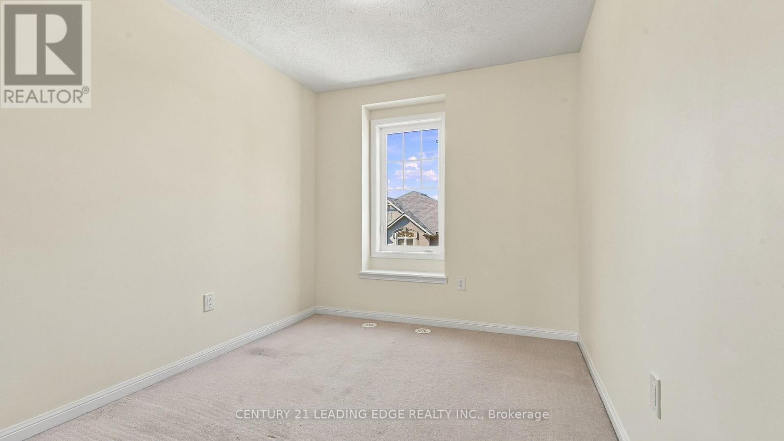 208 Magurn Gate Property Photo 29