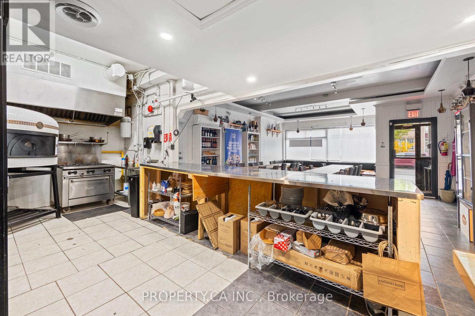 1213 Weston Road Property Photo 11