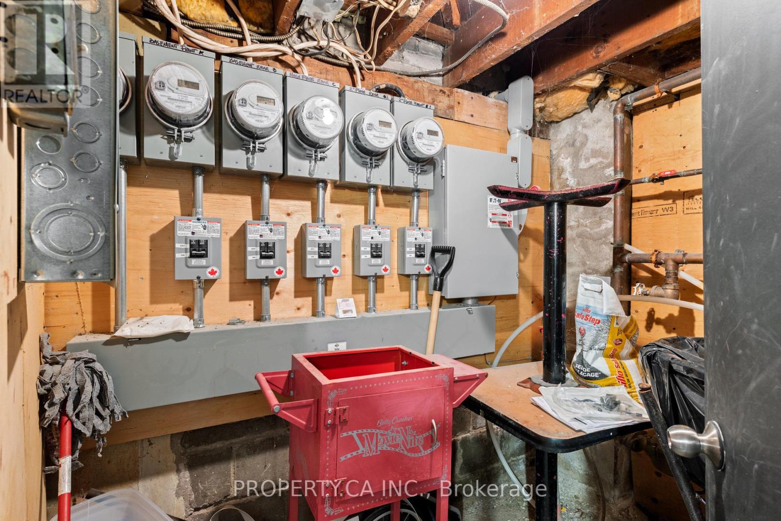 1213 Weston Road Property Photo 19