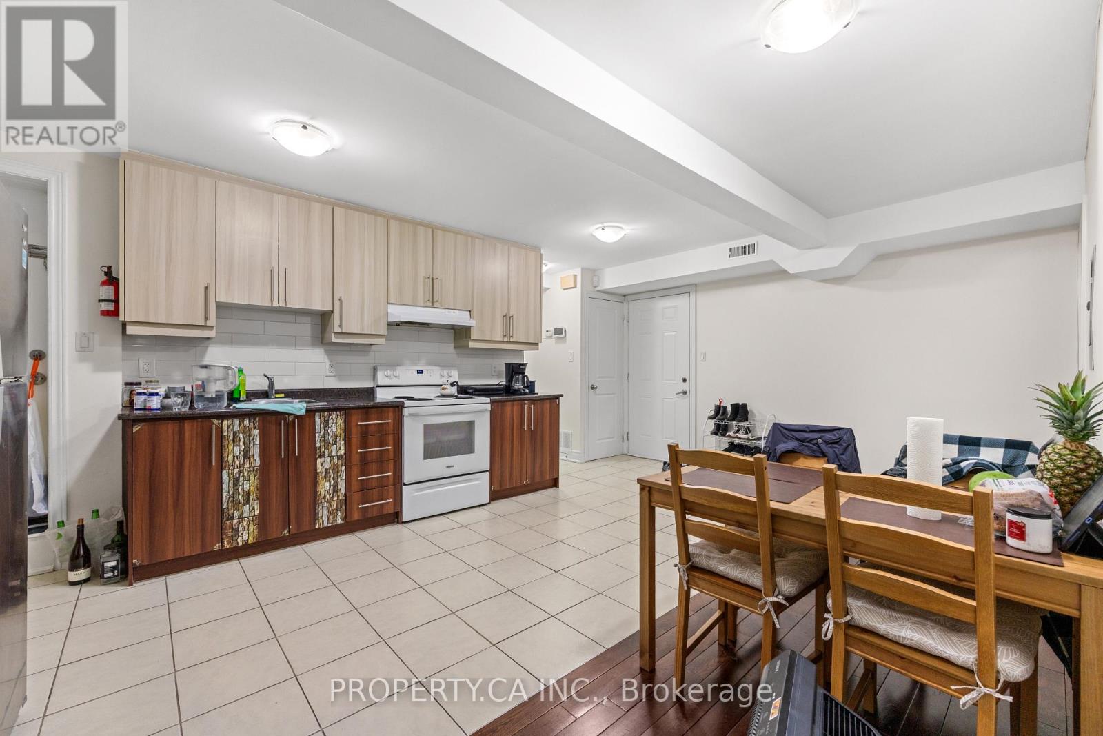 1213 Weston Road Property Photo 30