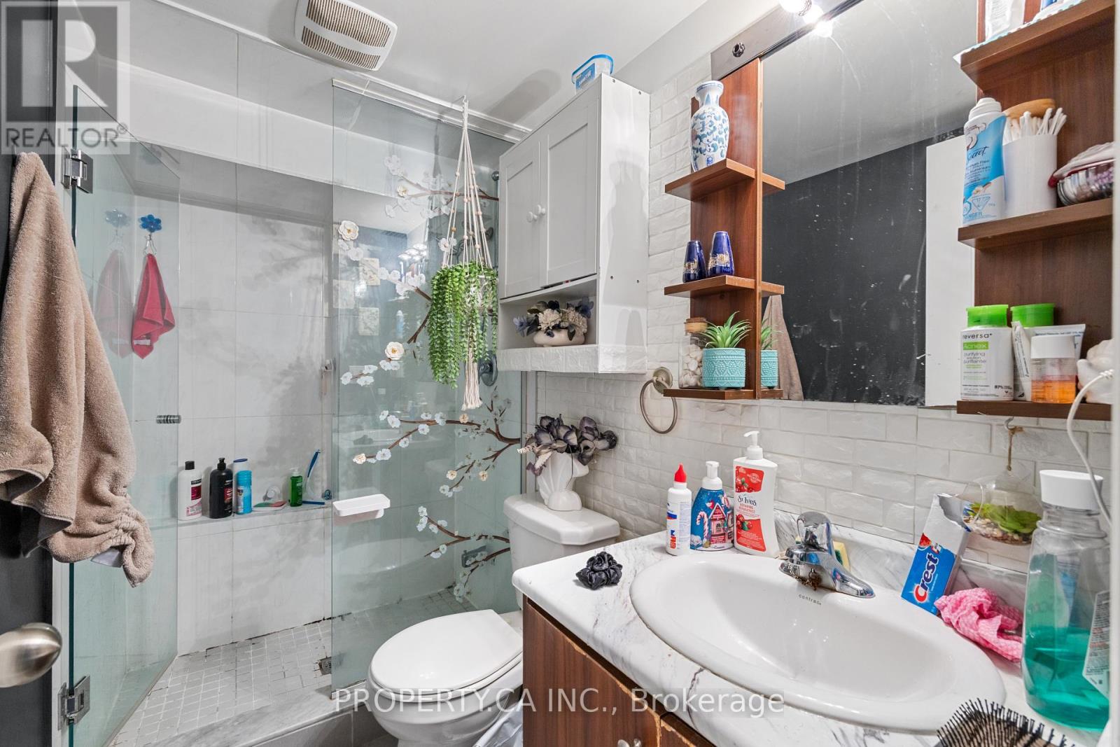 1213 Weston Road Property Photo 44