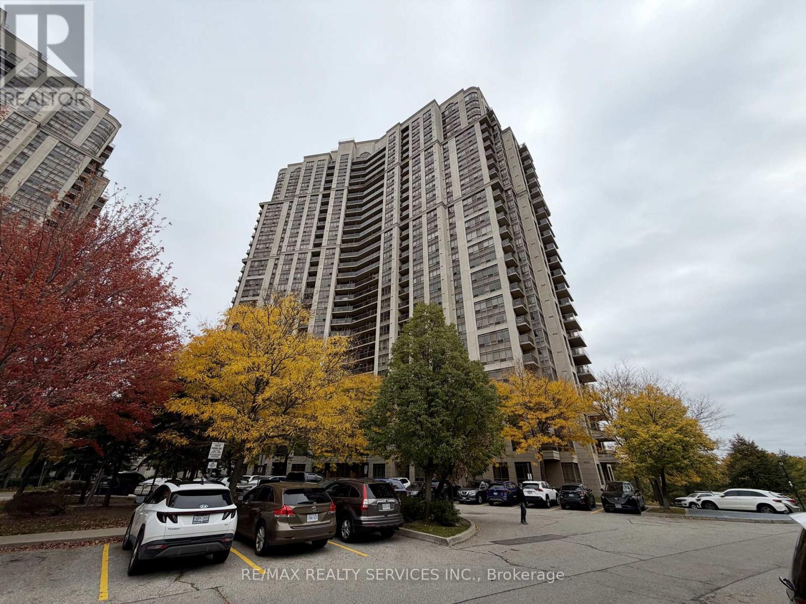 1630 - 700 Humberwood Boulevard Property Photo