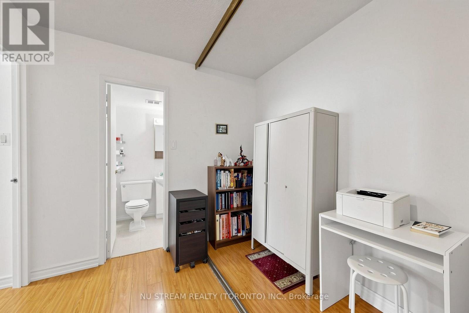 604 - 100 Lotherton Pathway Property Photo 20
