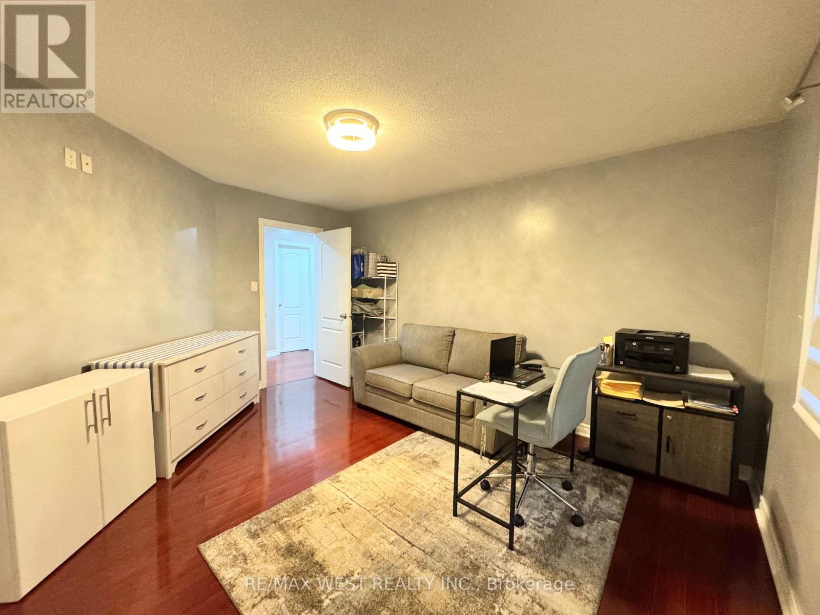 43 Tatra Crescent Property Photo 34