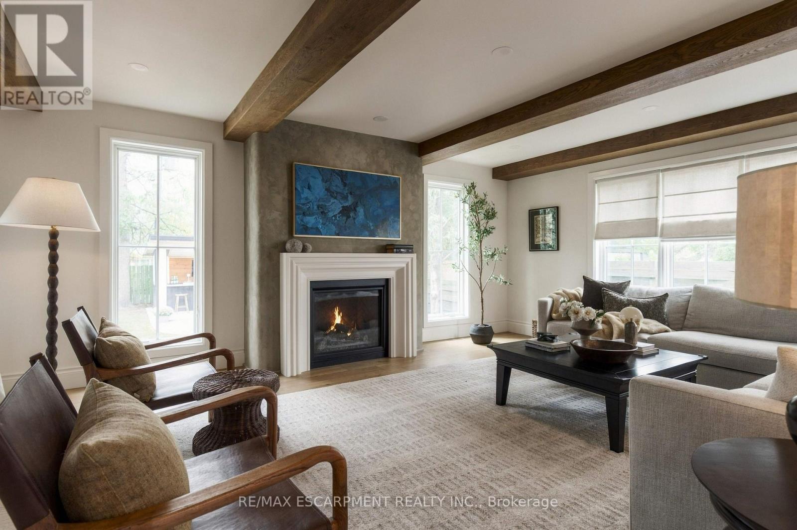 890 Forest Glen Avenue Property Photo 17