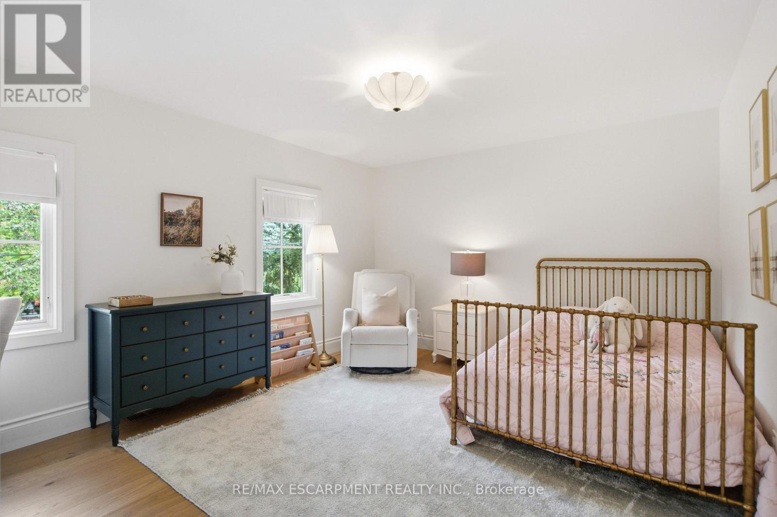 890 Forest Glen Avenue Property Photo 31