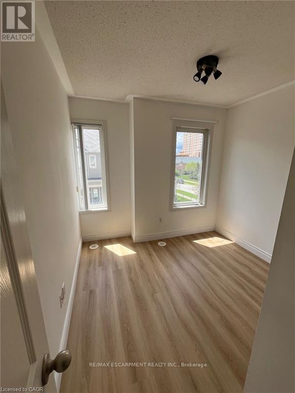 8 - 2891 Rio Court Property Photo 10