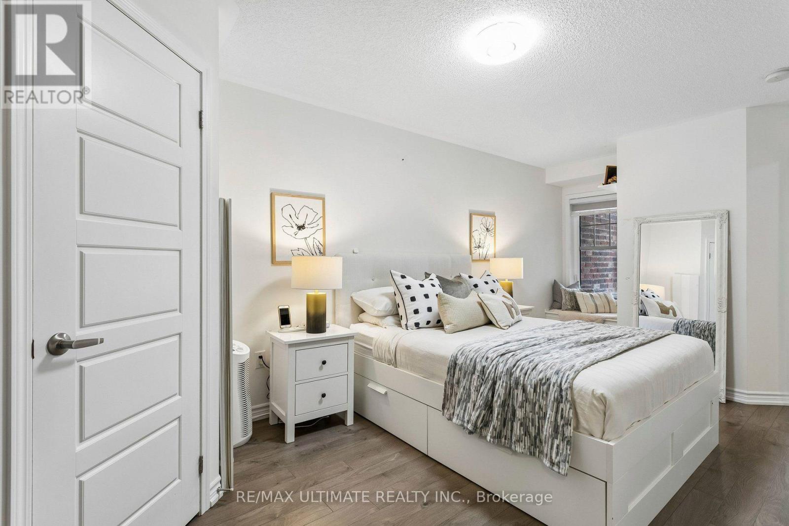 51 - 1222 Rose Way Property Photo 12