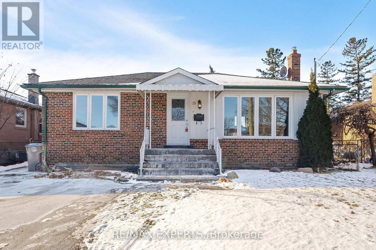 35 Edgemont Drive Property Photo 1