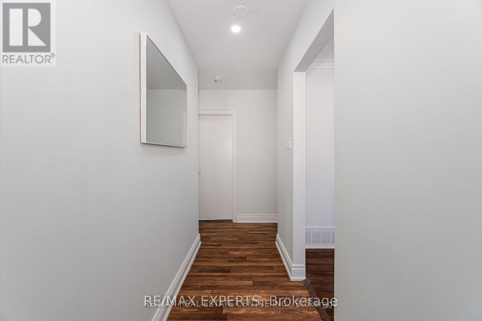 35 Edgemont Drive Property Photo 4