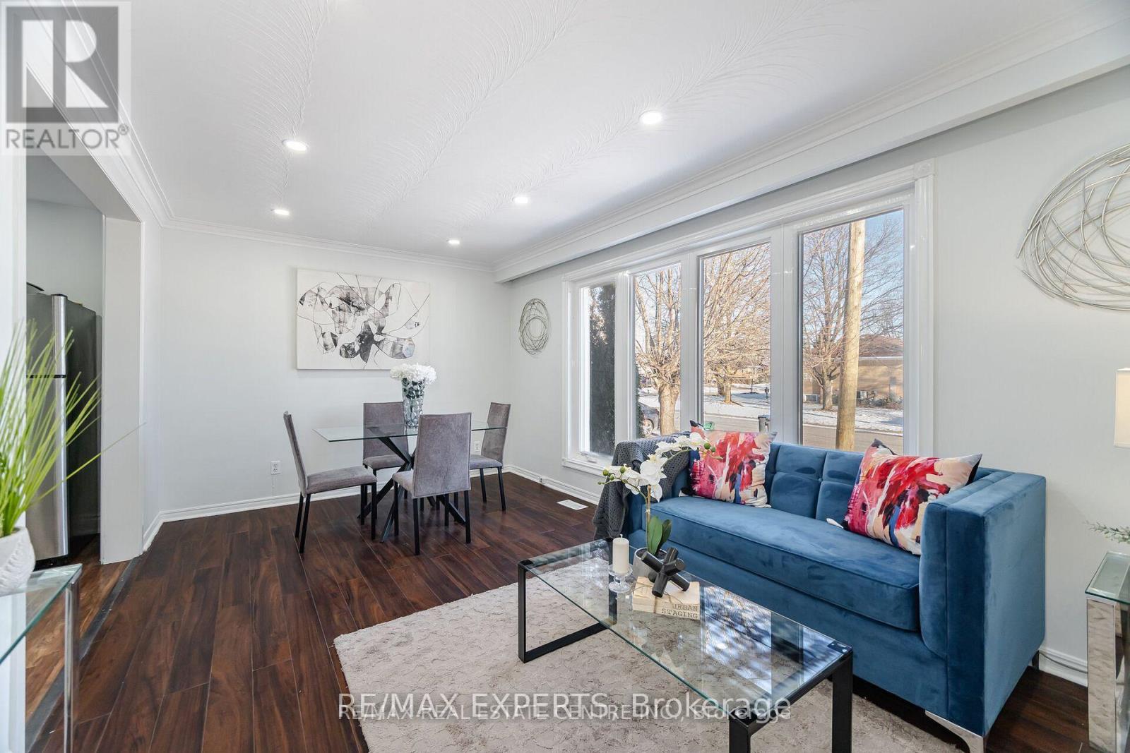 35 Edgemont Drive Property Photo 6