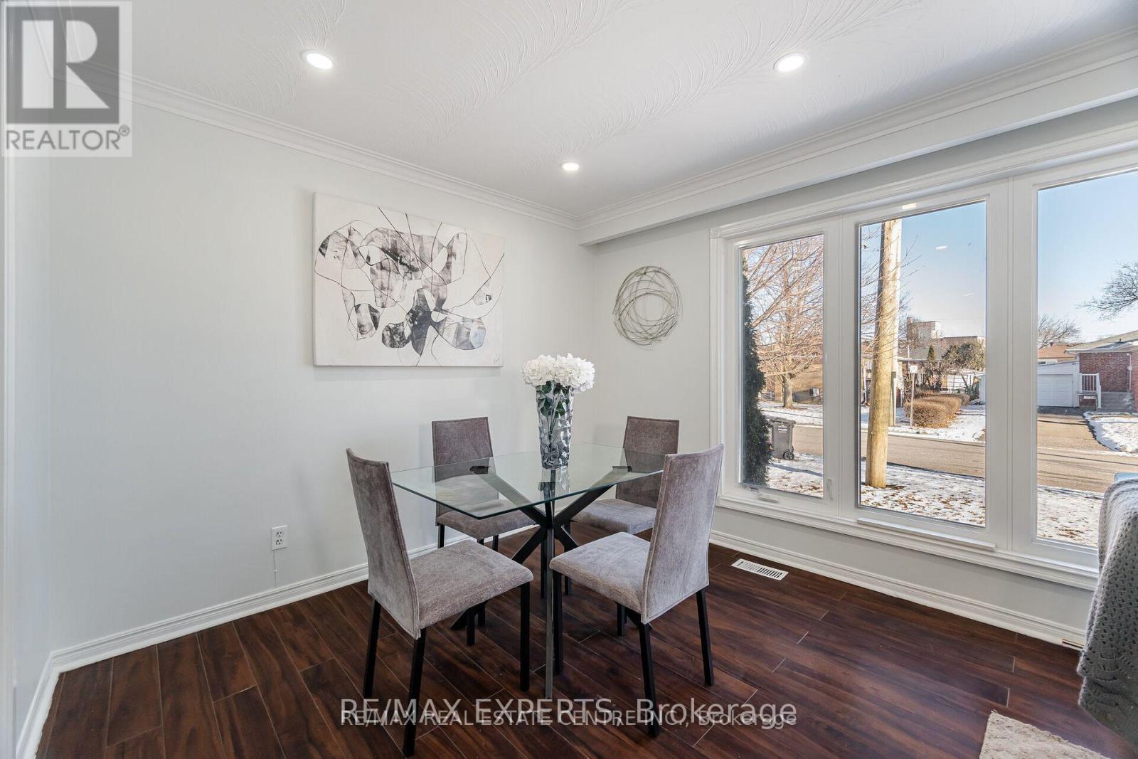 35 Edgemont Drive Property Photo 9