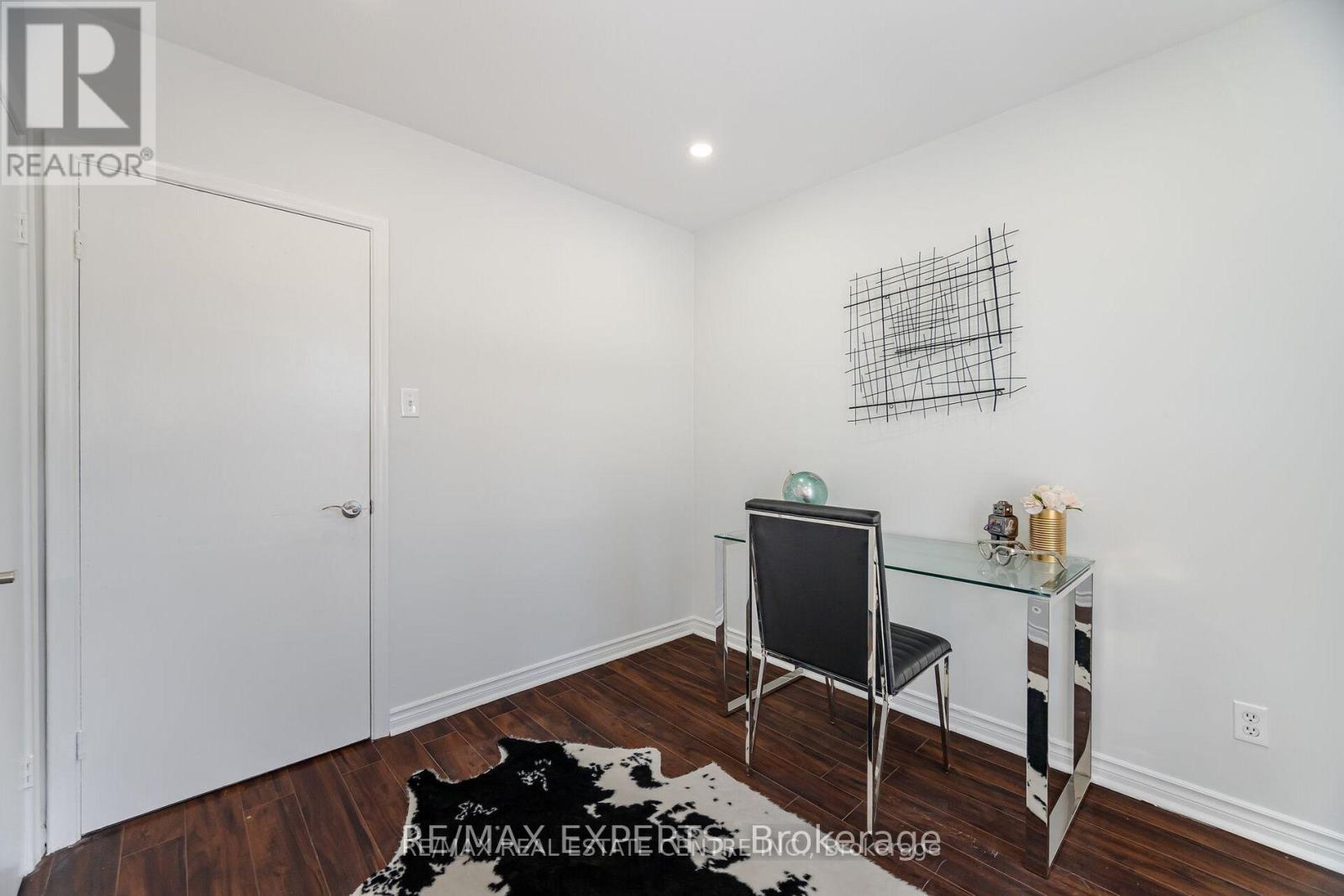 35 Edgemont Drive Property Photo 15