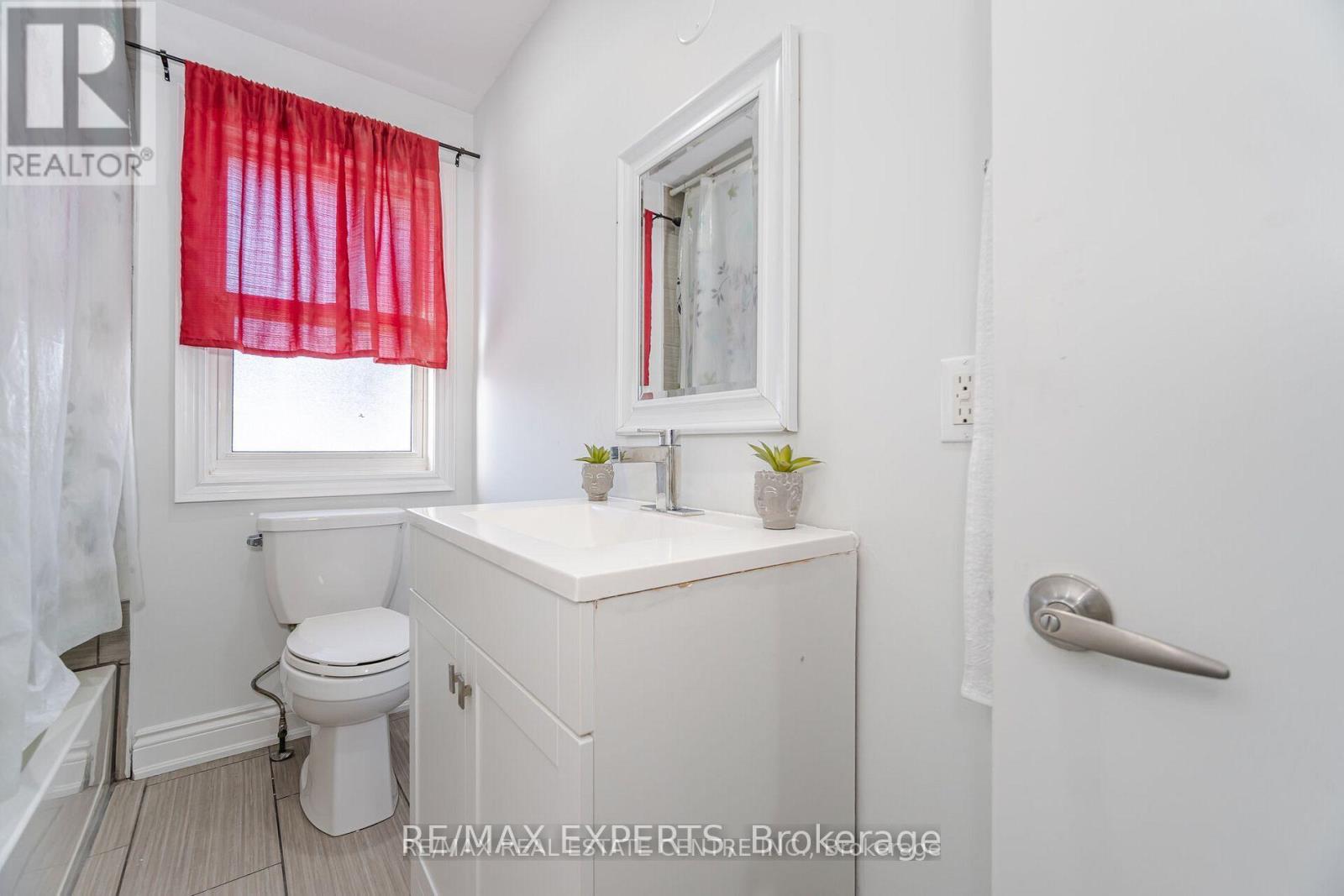 35 Edgemont Drive Property Photo 19