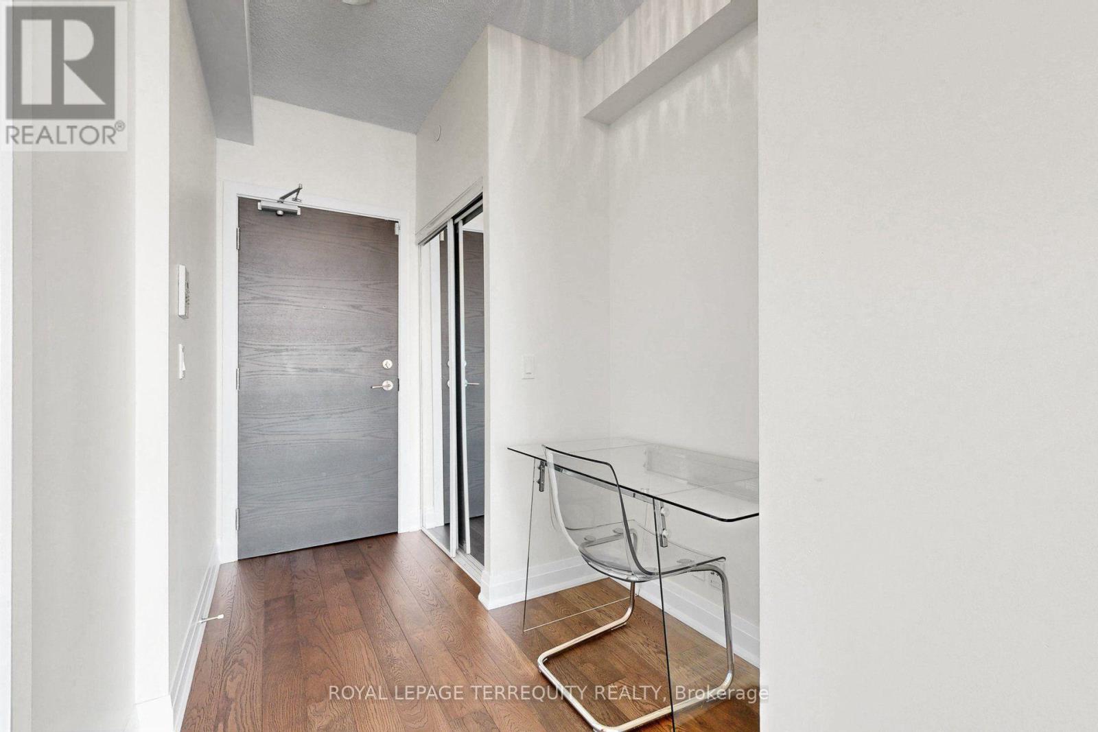 3111 - 33 Shore Breeze Drive Property Photo 7
