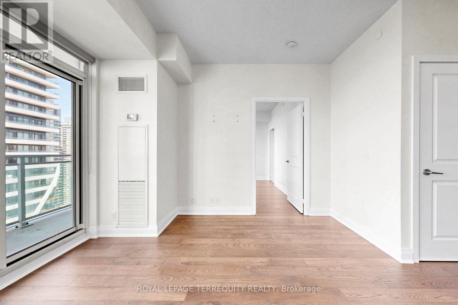 3111 - 33 Shore Breeze Drive Property Photo 15