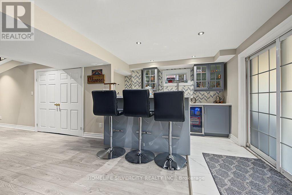 483 Hinchey Crescent Property Photo 48