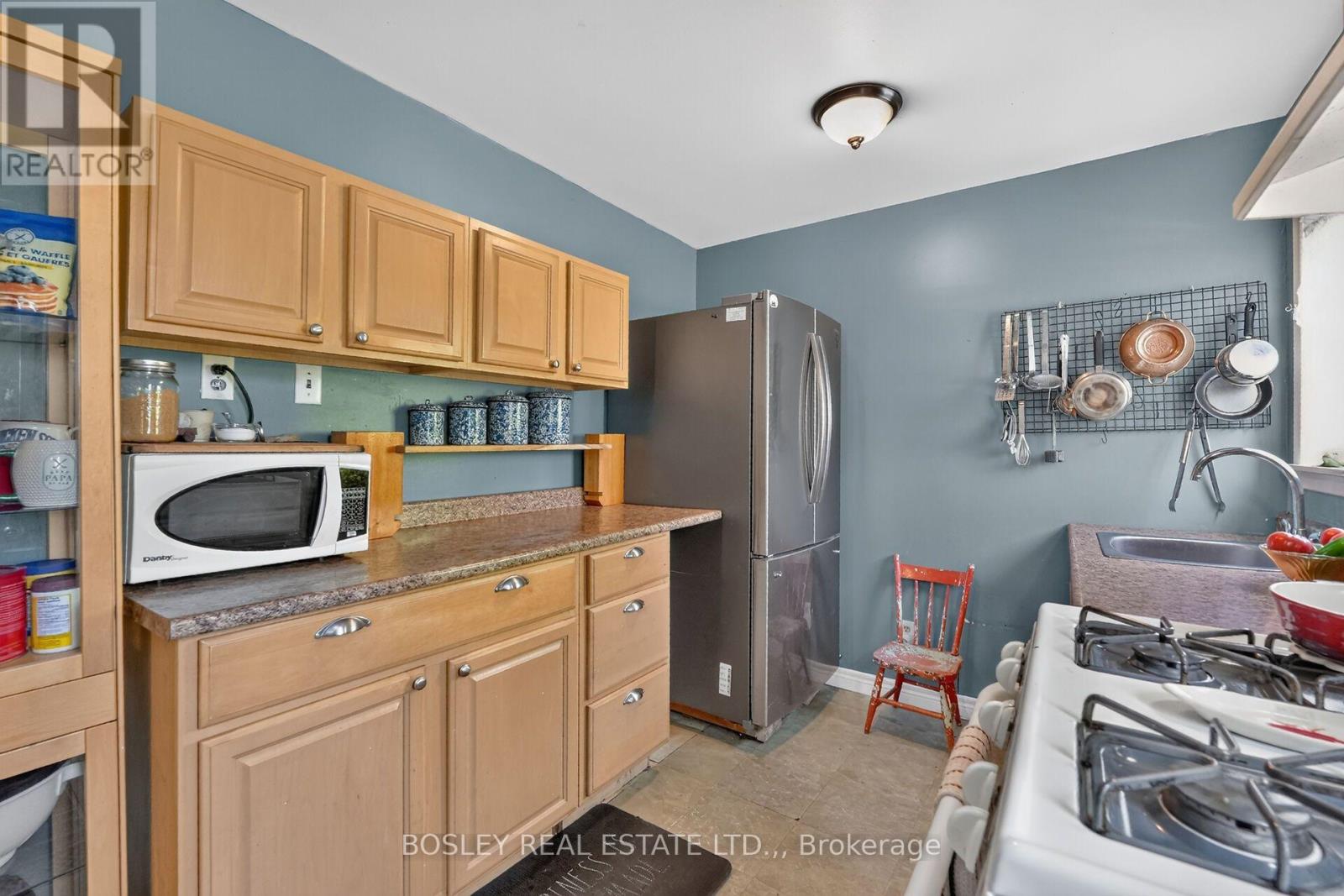 785 Hillsdale Avenue Property Photo 4