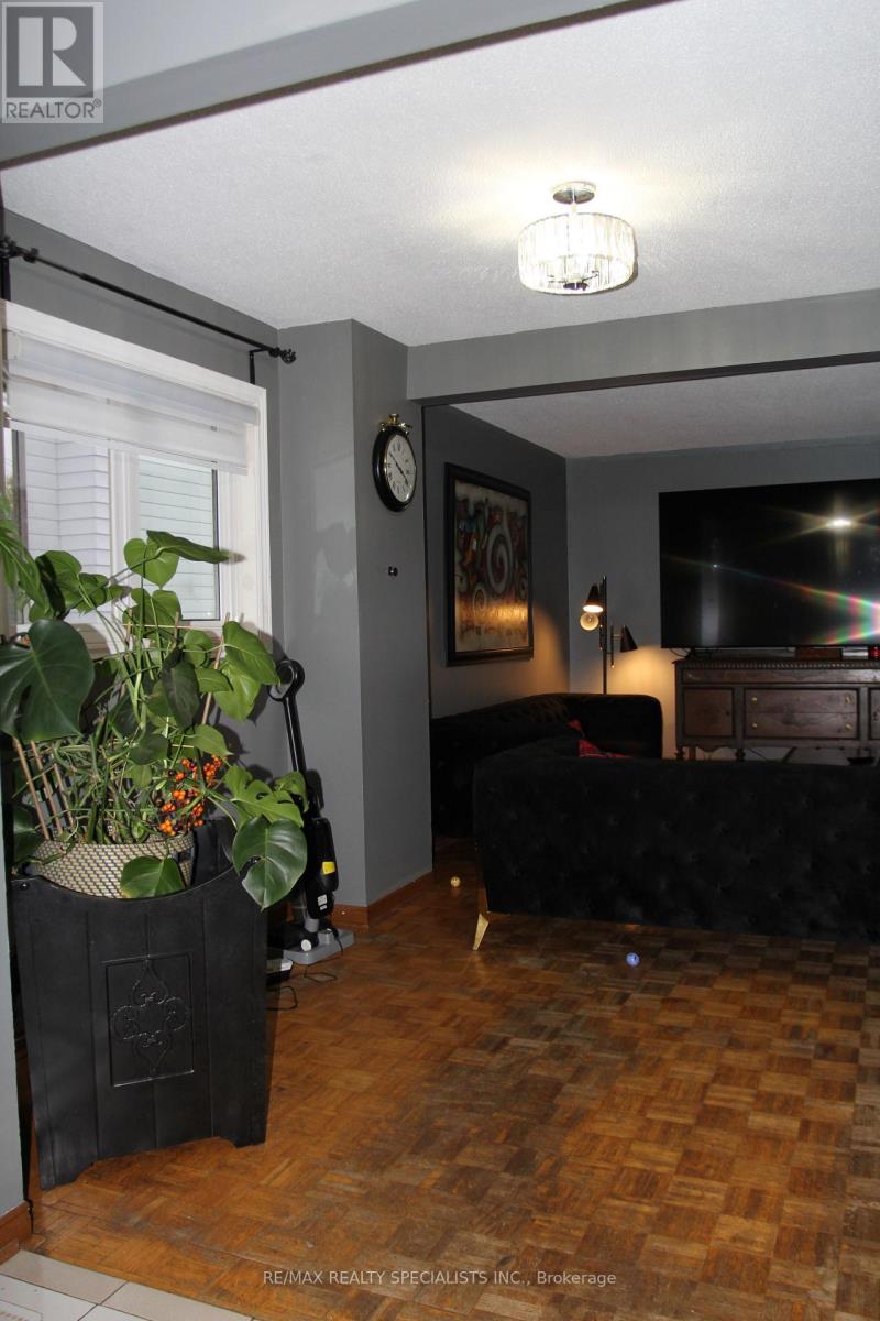 31 Laburnham Avenue Property Photo 6